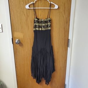 Ecco Mi - Black Vintage Asymmetrical Dress